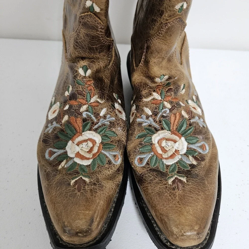 Shyanne MAISIE Floral Embroidered Leather Snip Toe Western Boots Women Boho 4.0D - Picture 6 of 8